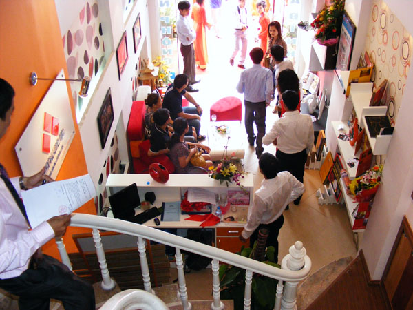 Showroom Không Gian Mở tại 75 Nguyễn Phong Sắc - Cầu Giấy - Hà Nội.